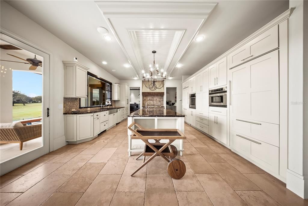 For Sale: $2,797,000 (5 beds, 4 baths, 5822 Square Feet)