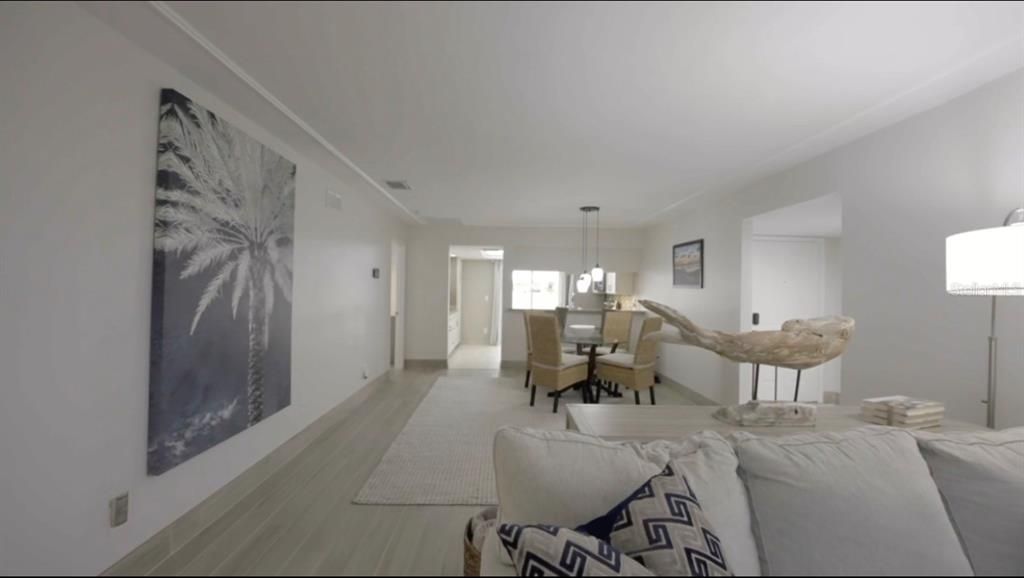 В аренду: $2,600 (2 спален, 2 ванн, 1295 Квадратных фут)