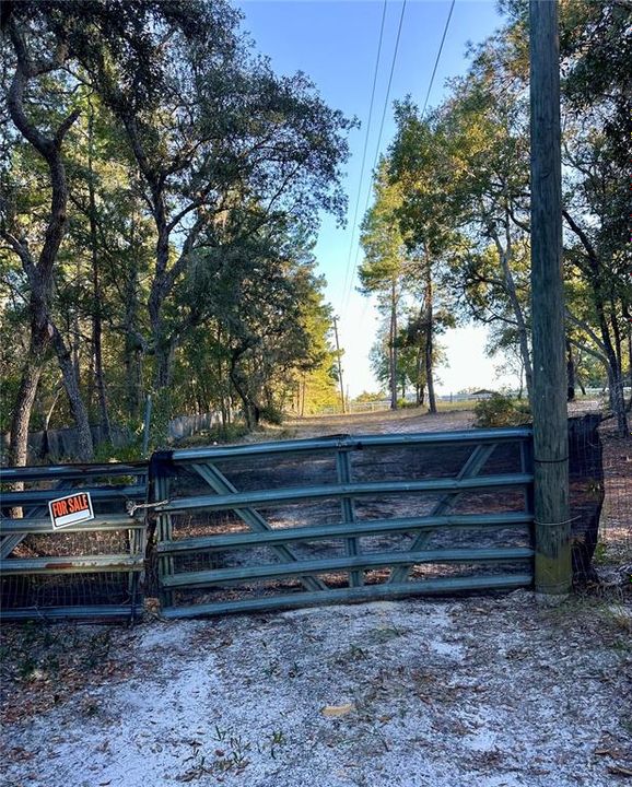 For Sale: $29,000 (0.91 acres)