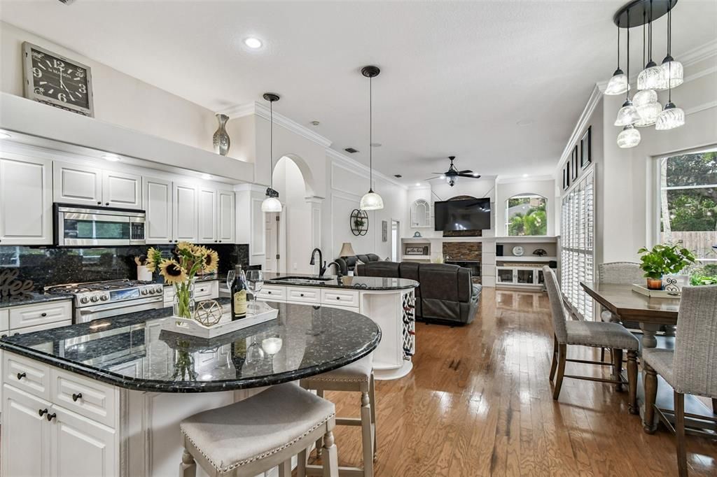 Active With Contract: $850,000 (4 beds, 3 baths, 2596 Square Feet)