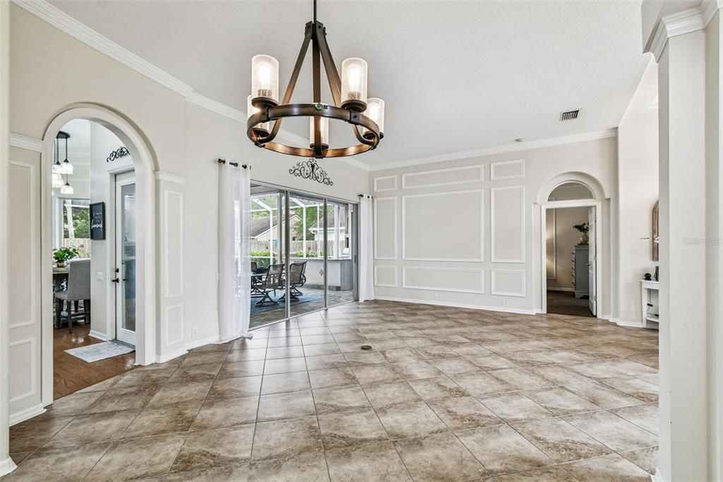 Active With Contract: $850,000 (4 beds, 3 baths, 2596 Square Feet)