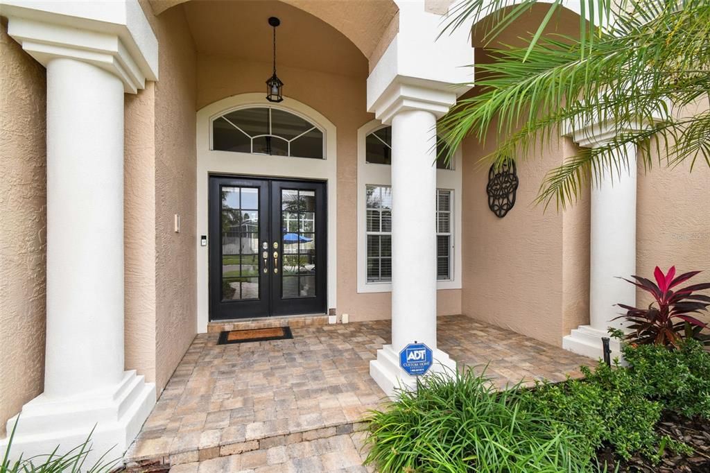 Active With Contract: $850,000 (4 beds, 3 baths, 2596 Square Feet)