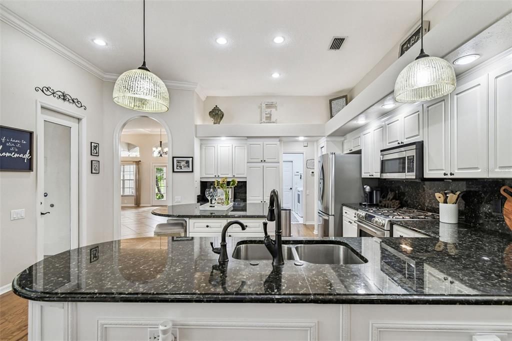 Active With Contract: $850,000 (4 beds, 3 baths, 2596 Square Feet)