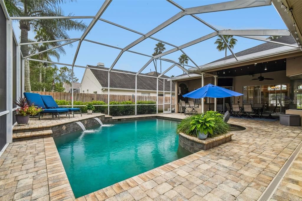 Active With Contract: $850,000 (4 beds, 3 baths, 2596 Square Feet)