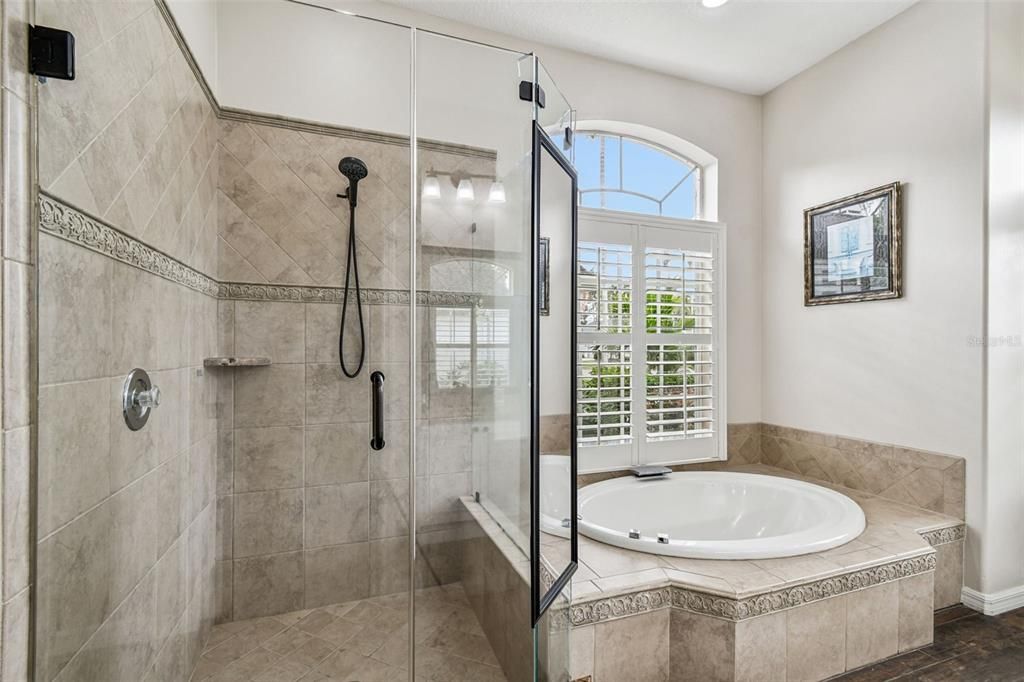 Active With Contract: $850,000 (4 beds, 3 baths, 2596 Square Feet)