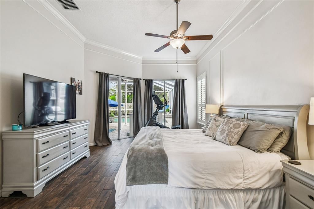 Active With Contract: $850,000 (4 beds, 3 baths, 2596 Square Feet)