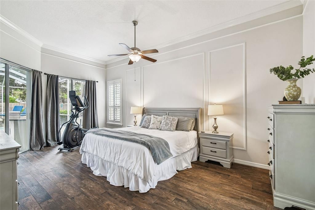 Active With Contract: $850,000 (4 beds, 3 baths, 2596 Square Feet)