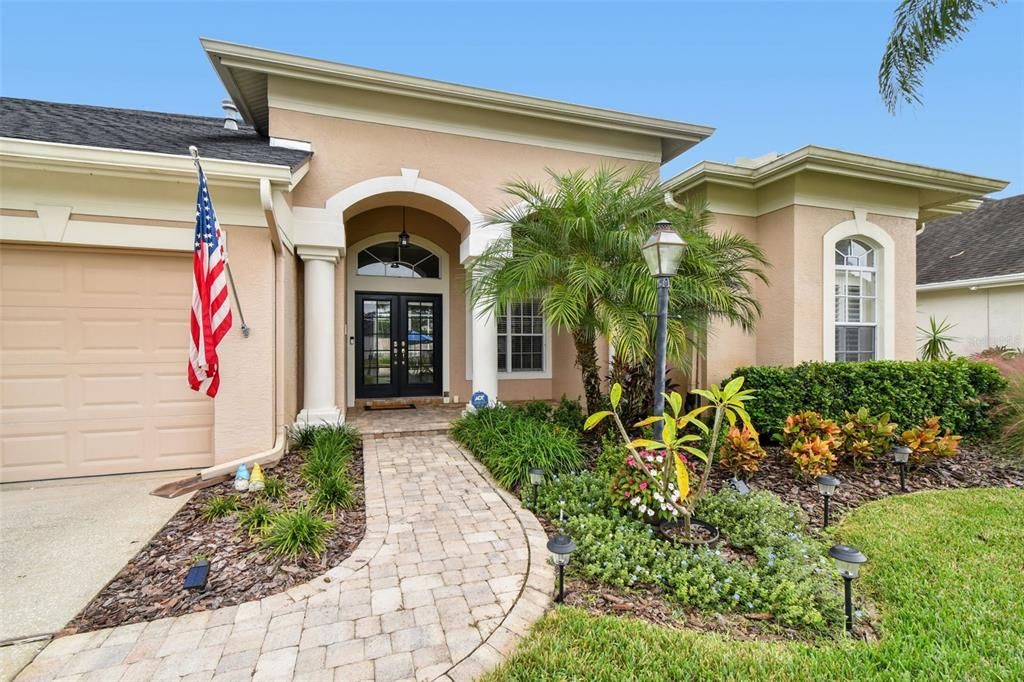 Active With Contract: $850,000 (4 beds, 3 baths, 2596 Square Feet)