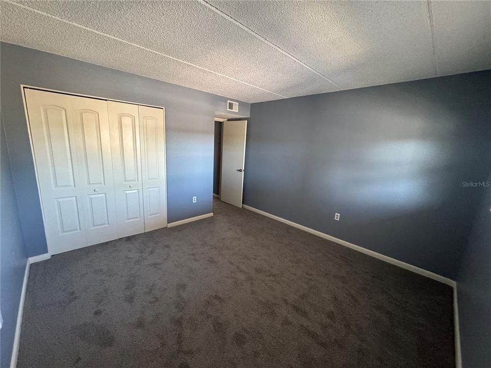 For Sale: $169,000 (2 beds, 2 baths, 1190 Square Feet)