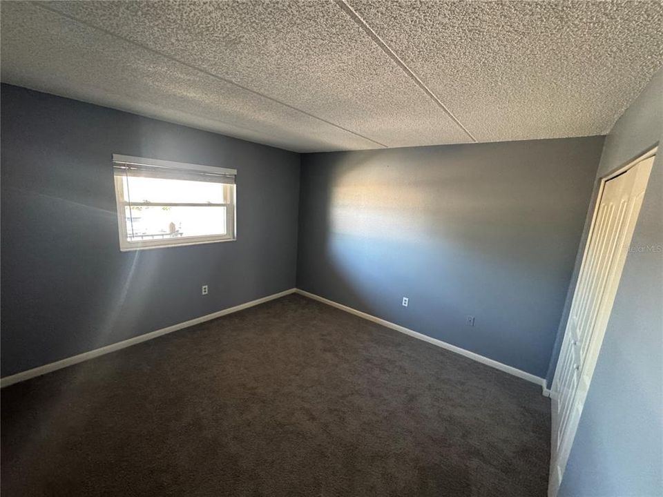 For Sale: $169,000 (2 beds, 2 baths, 1190 Square Feet)