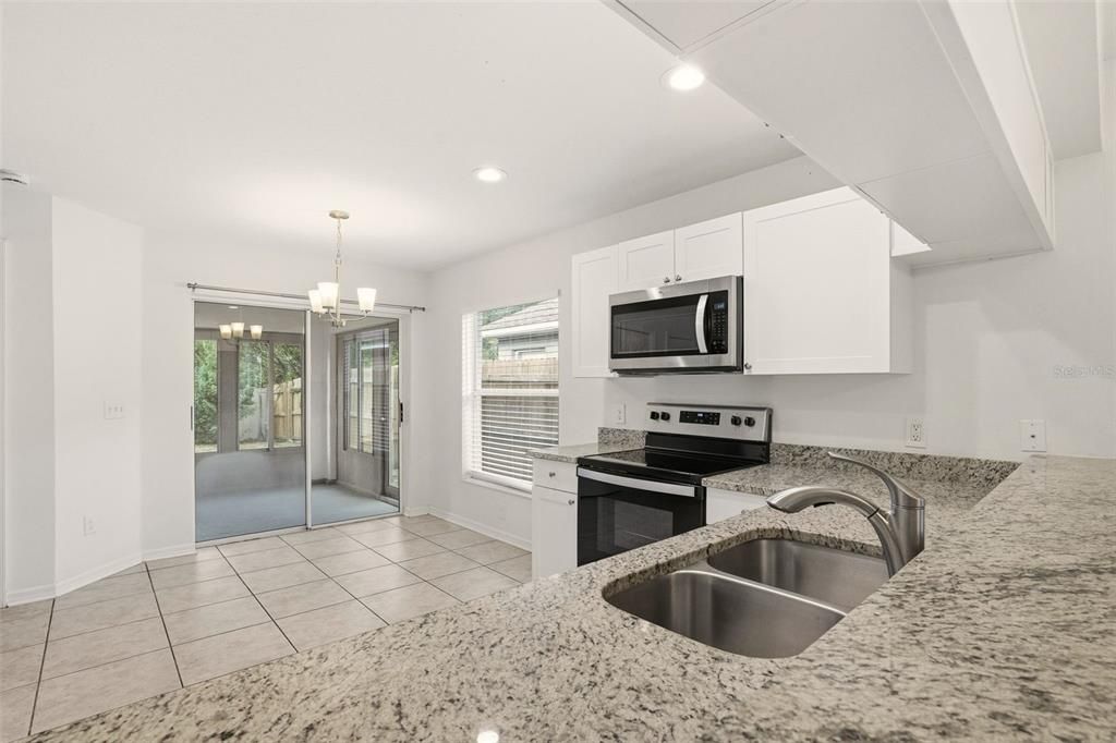 Active With Contract: $274,900 (3 beds, 2 baths, 1400 Square Feet)
