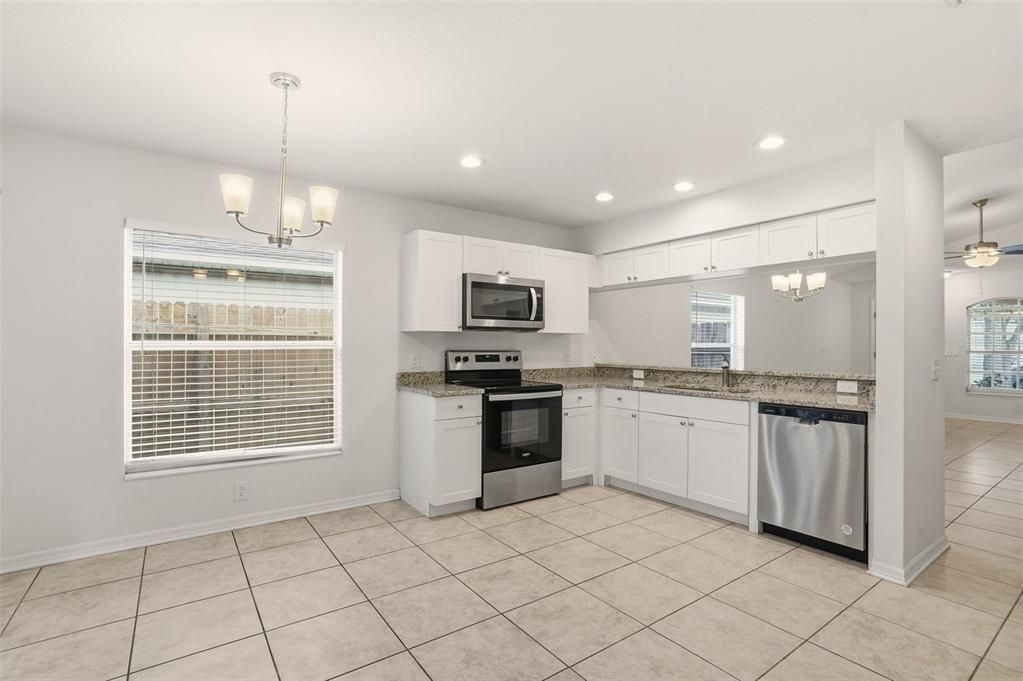 Active With Contract: $274,900 (3 beds, 2 baths, 1400 Square Feet)