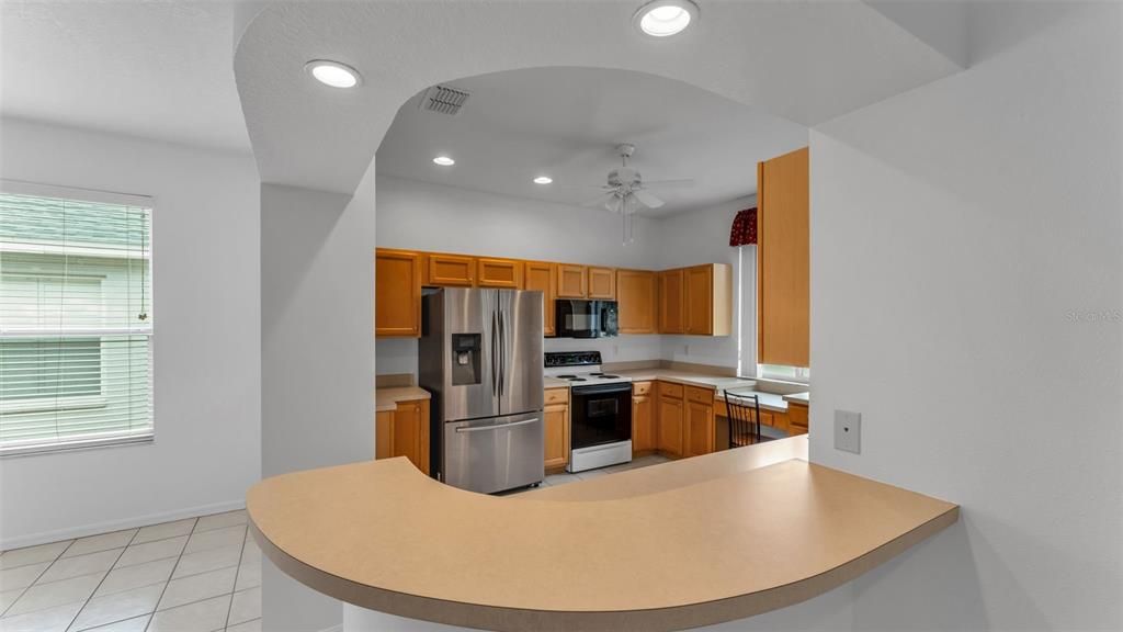 En Venta: $350,000 (3 camas, 2 baños, 2117 Pies cuadrados)