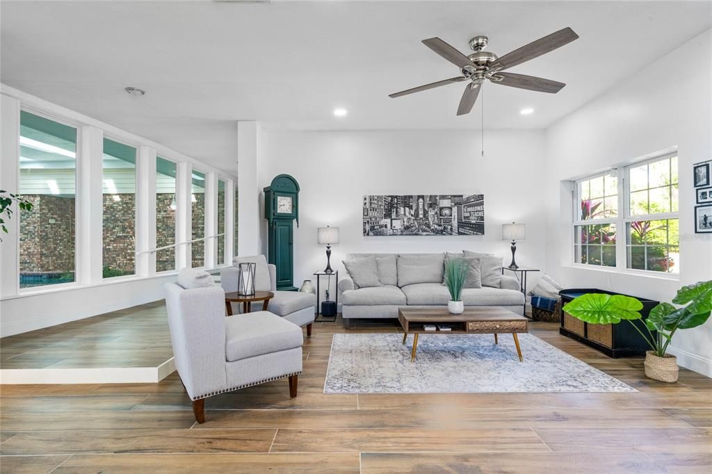 待售: $1,335,000 (4 贝兹, 3 浴室, 3688 平方英尺)