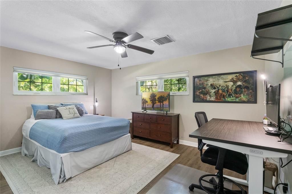 待售: $1,335,000 (4 贝兹, 3 浴室, 3688 平方英尺)