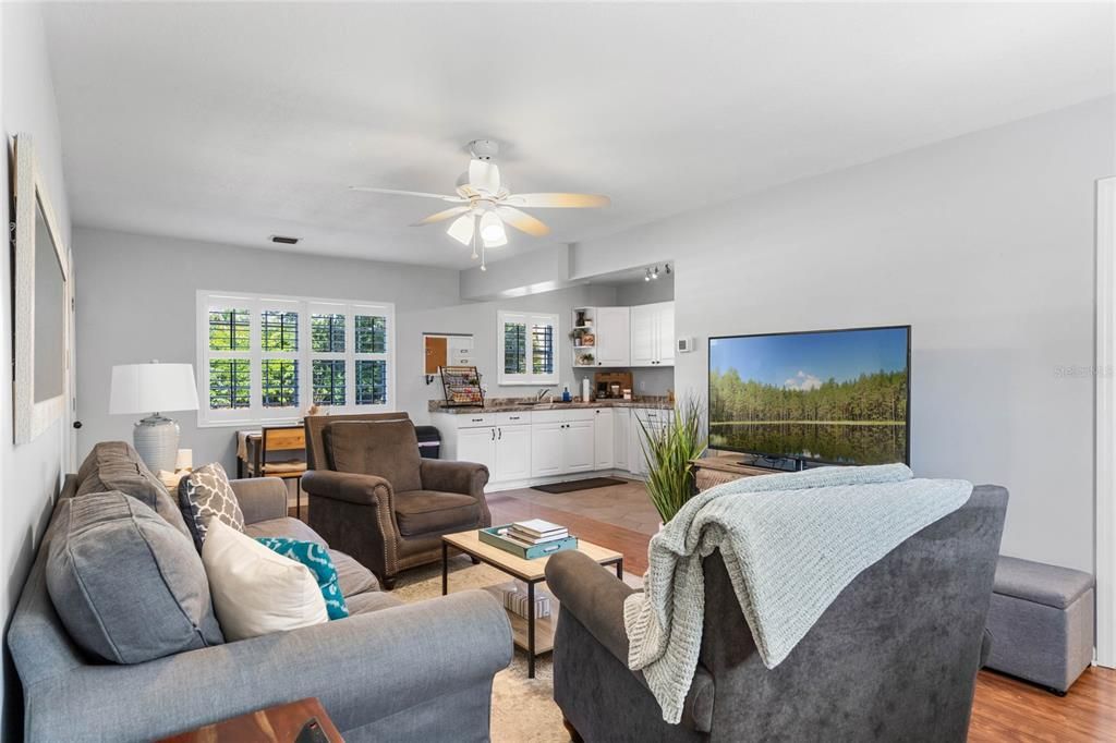 待售: $1,335,000 (4 贝兹, 3 浴室, 3688 平方英尺)