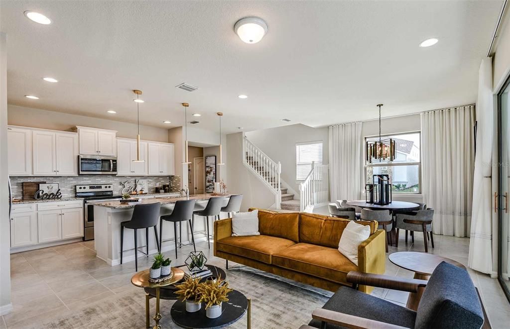 Active With Contract: $623,190 (5 beds, 4 baths, 2269 Square Feet)