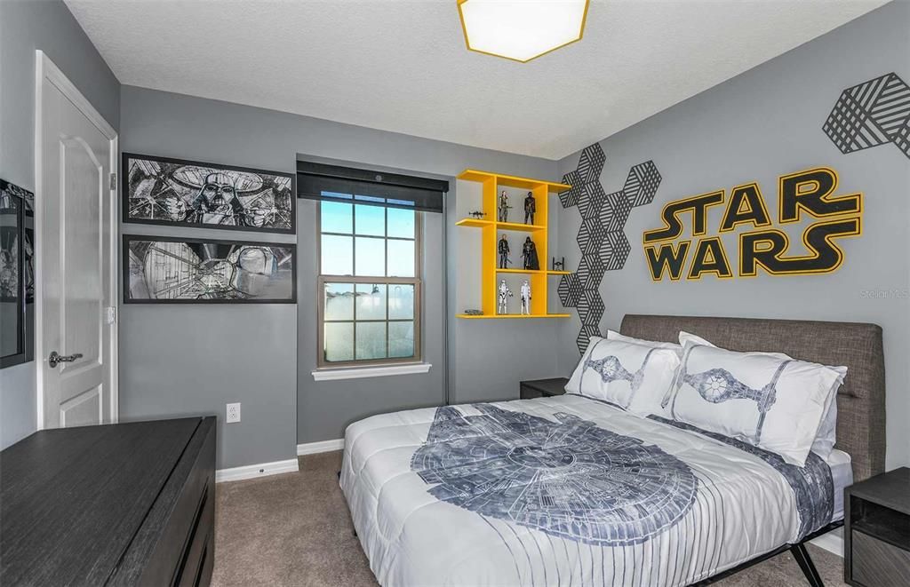 Active With Contract: $623,190 (5 beds, 4 baths, 2269 Square Feet)