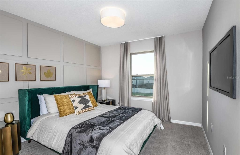 Active With Contract: $623,190 (5 beds, 4 baths, 2269 Square Feet)