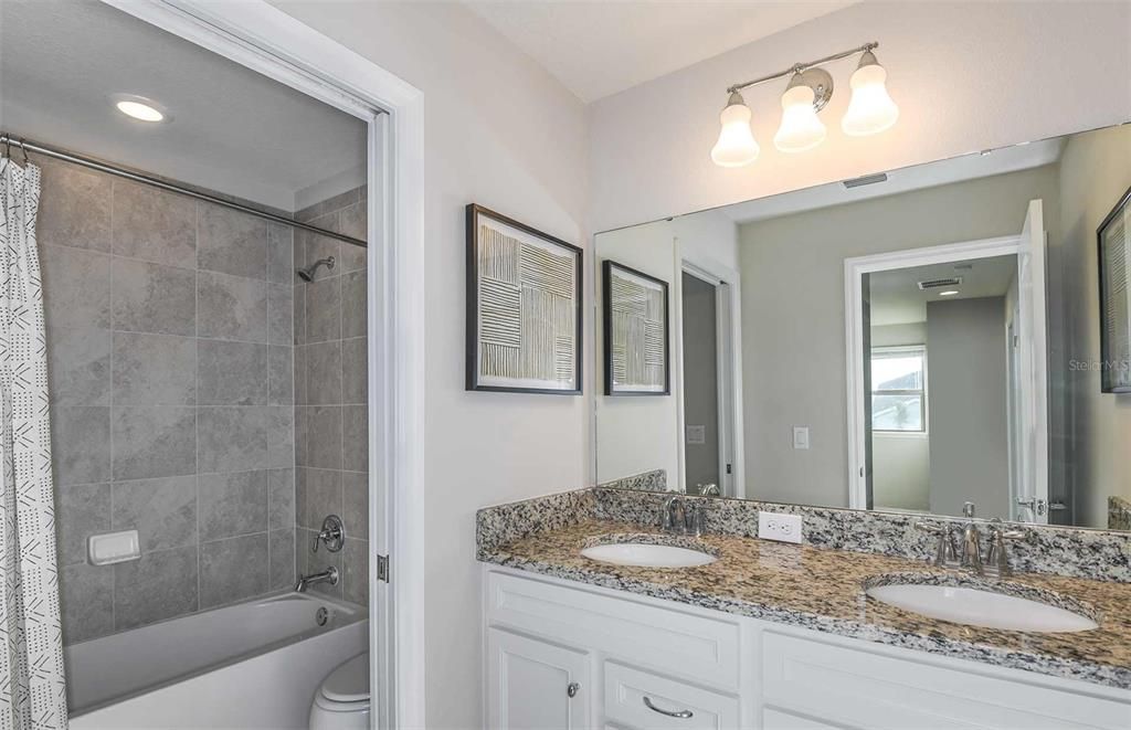 Active With Contract: $623,190 (5 beds, 4 baths, 2269 Square Feet)