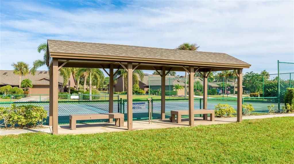 For Sale: $349,000 (2 beds, 2 baths, 1804 Square Feet)