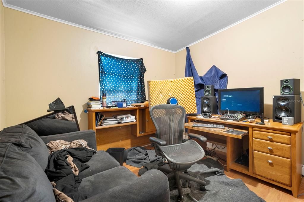 На продажу: $229,000 (4 спален, 2 ванн, 2280 Квадратных фут)