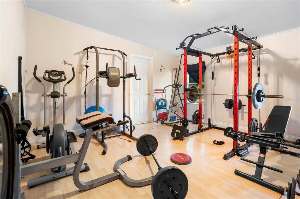 На продажу: $229,000 (4 спален, 2 ванн, 2280 Квадратных фут)