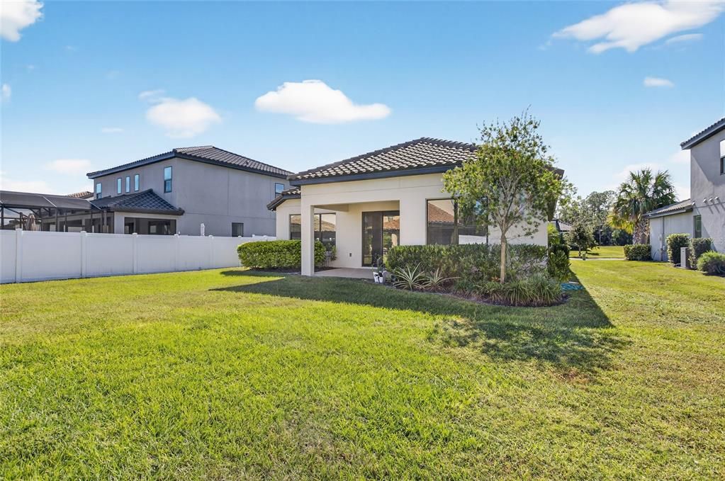 For Rent: $2,800 (3 beds, 2 baths, 1768 Square Feet)