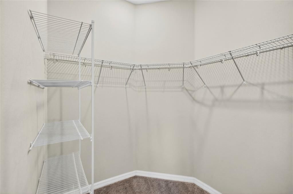 For Rent: $2,800 (3 beds, 2 baths, 1768 Square Feet)