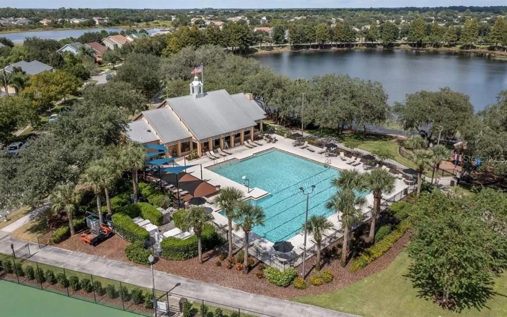 合同活跃: $2,850 (3 贝兹, 2 浴室, 2205 平方英尺)