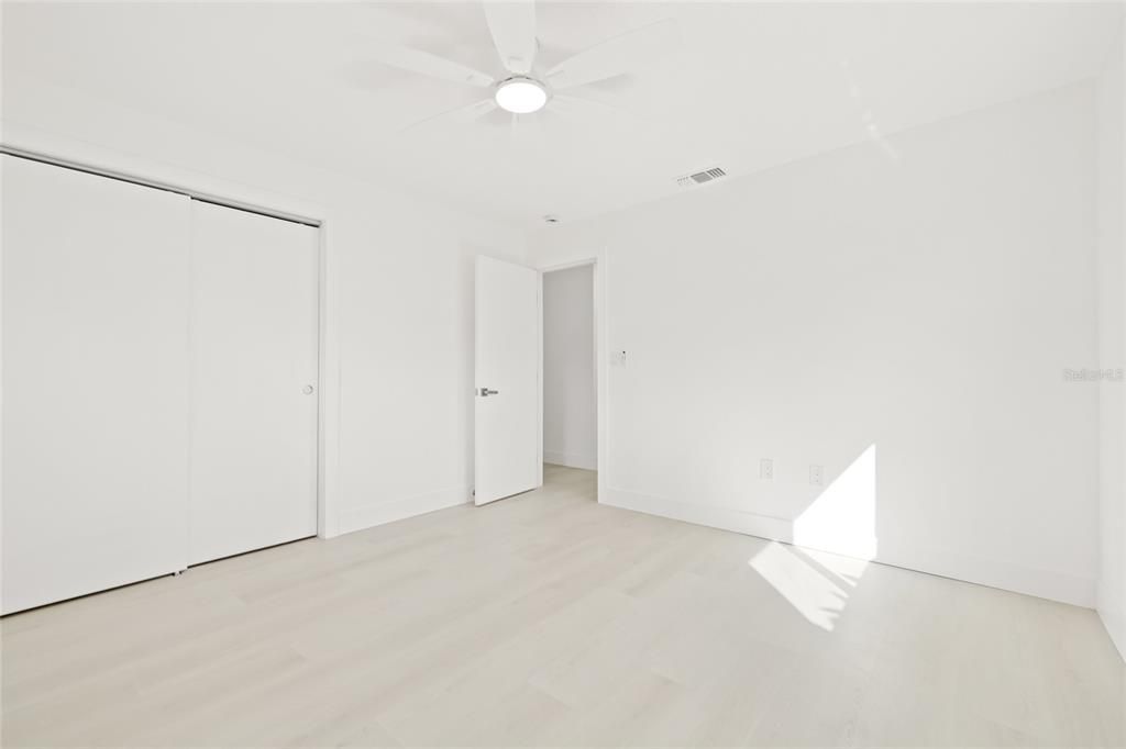 В аренду: $4,500 (3 спален, 2 ванн, 1646 Квадратных фут)