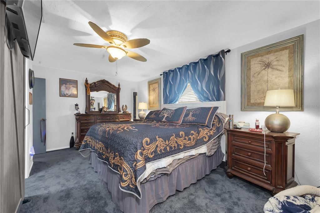 En Venta: $459,500 (2 camas, 2 baños, 1742 Pies cuadrados)