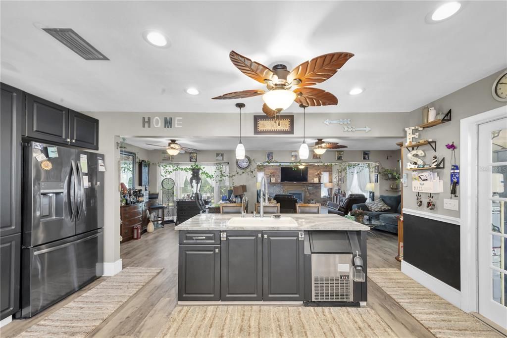 En Venta: $459,500 (2 camas, 2 baños, 1742 Pies cuadrados)