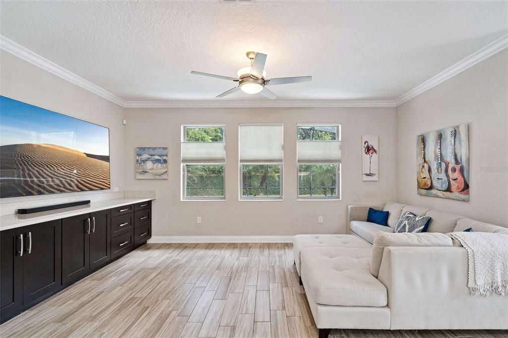 For Sale: $613,900 (4 beds, 3 baths, 2332 Square Feet)