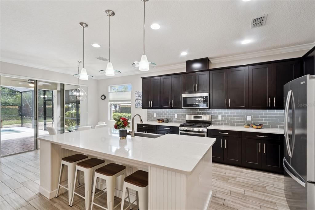 For Sale: $613,900 (4 beds, 3 baths, 2332 Square Feet)