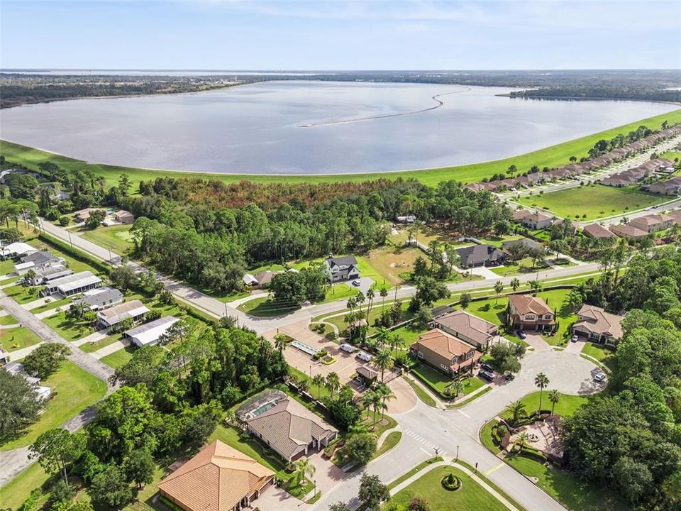 For Sale: $613,900 (4 beds, 3 baths, 2332 Square Feet)