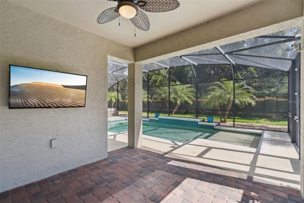 For Sale: $613,900 (4 beds, 3 baths, 2332 Square Feet)