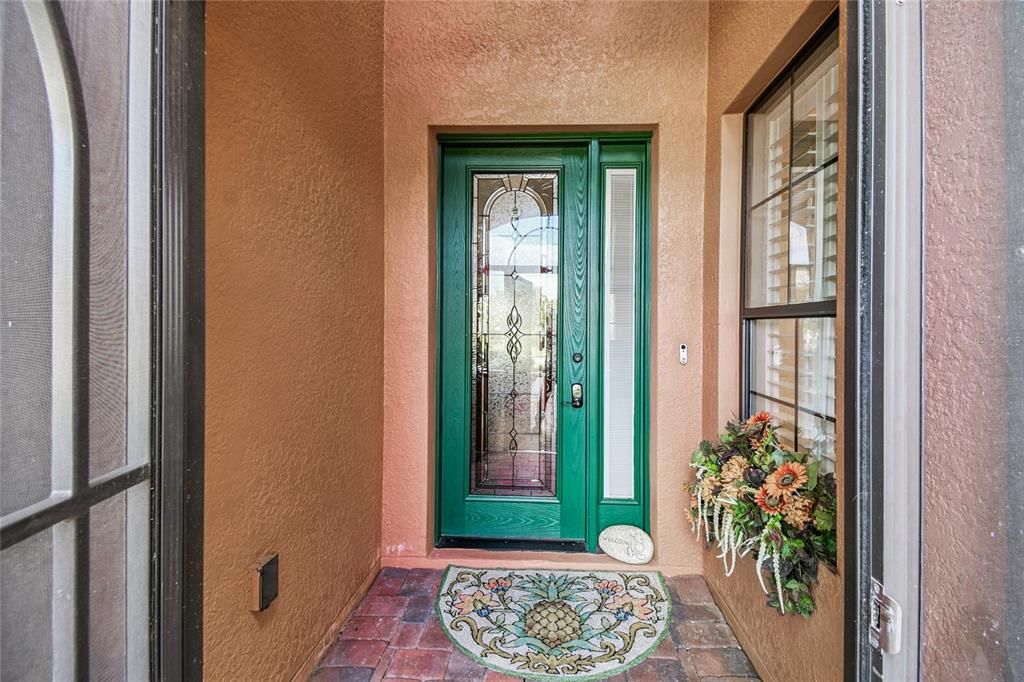 For Sale: $450,000 (2 beds, 2 baths, 2211 Square Feet)