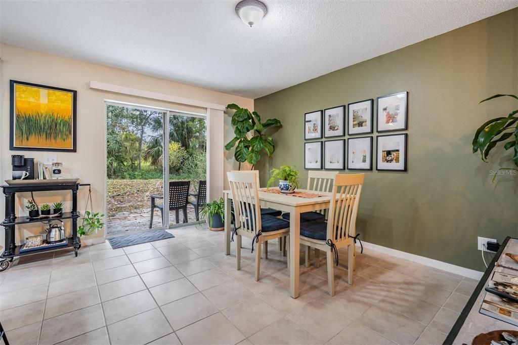 For Sale: $285,000 (3 beds, 2 baths, 1880 Square Feet)