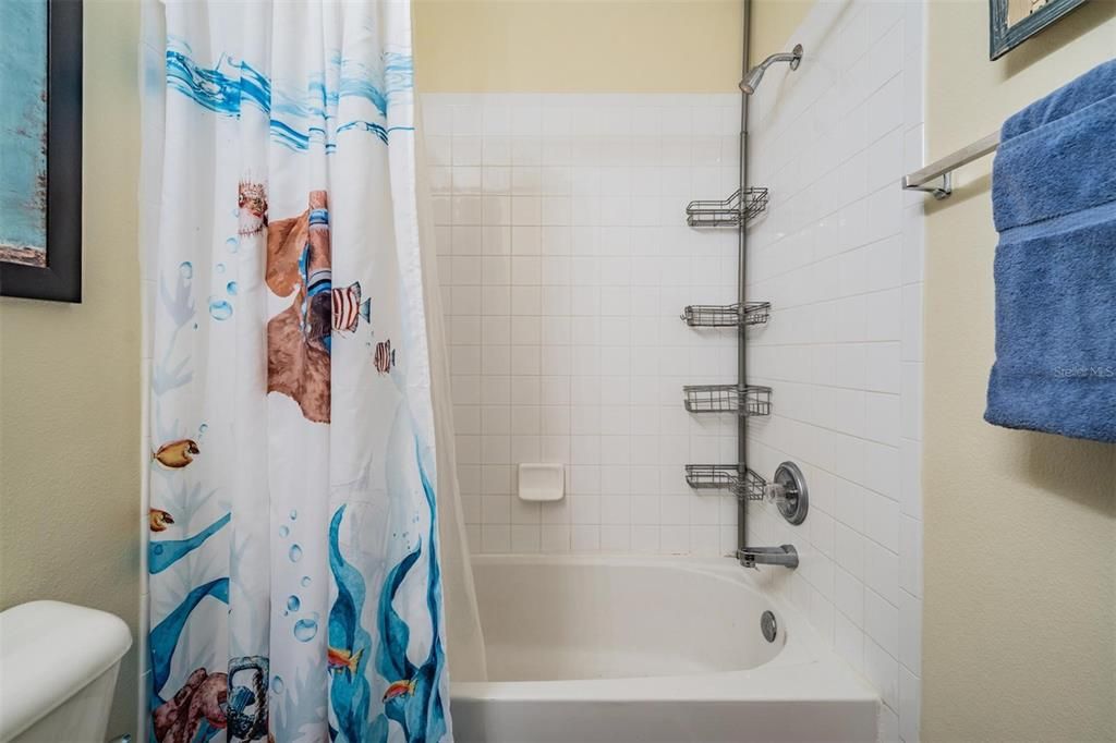 For Sale: $285,000 (3 beds, 2 baths, 1880 Square Feet)