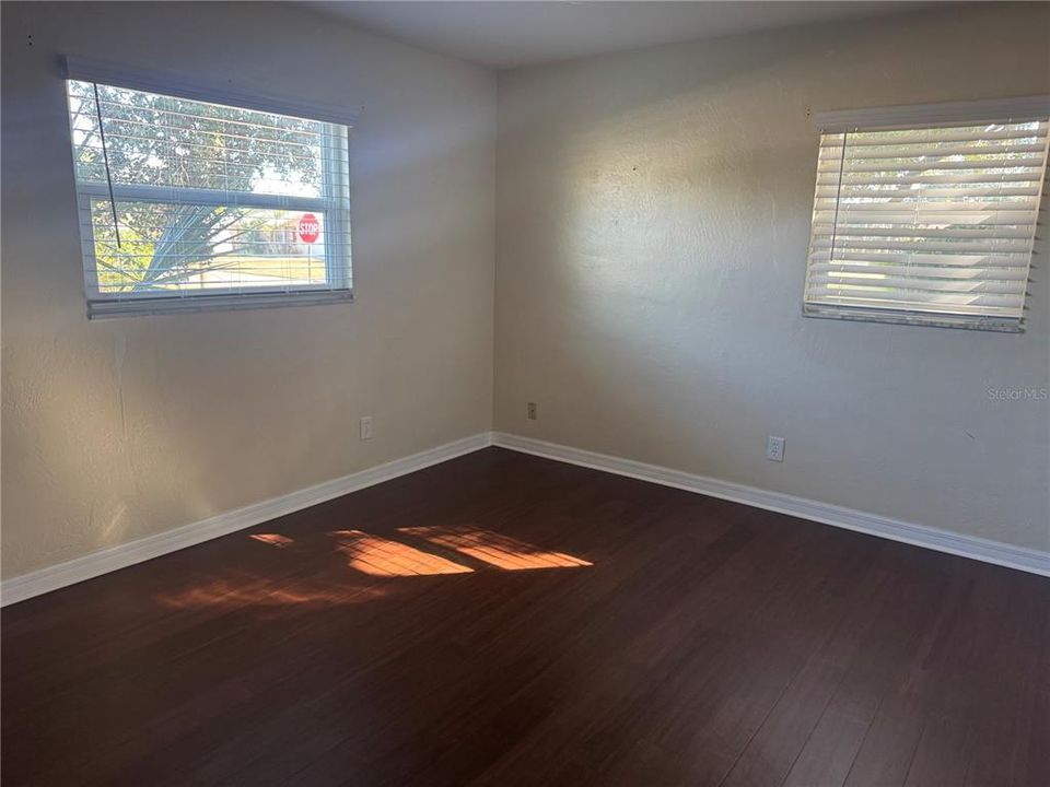 For Sale: $450,000 (3 beds, 2 baths, 1170 Square Feet)