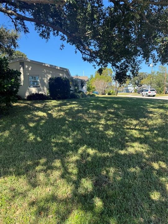 For Sale: $450,000 (3 beds, 2 baths, 1170 Square Feet)