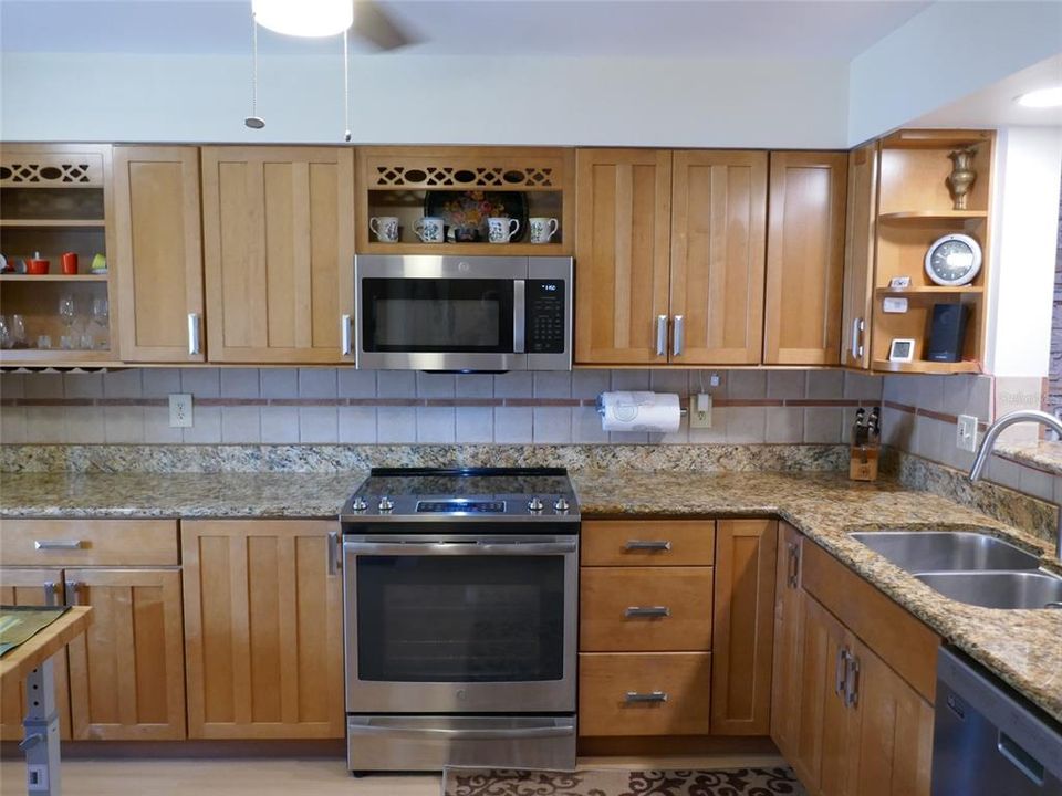 En Venta: $260,000 (2 camas, 2 baños, 1341 Pies cuadrados)