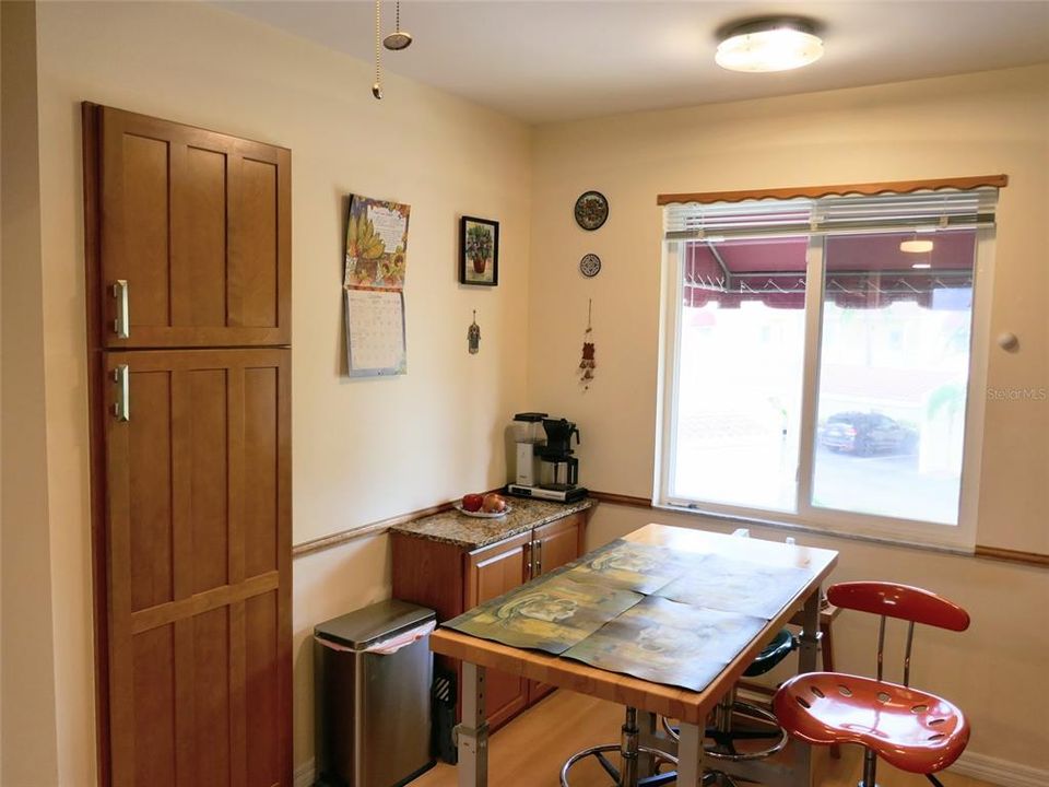 En Venta: $260,000 (2 camas, 2 baños, 1341 Pies cuadrados)