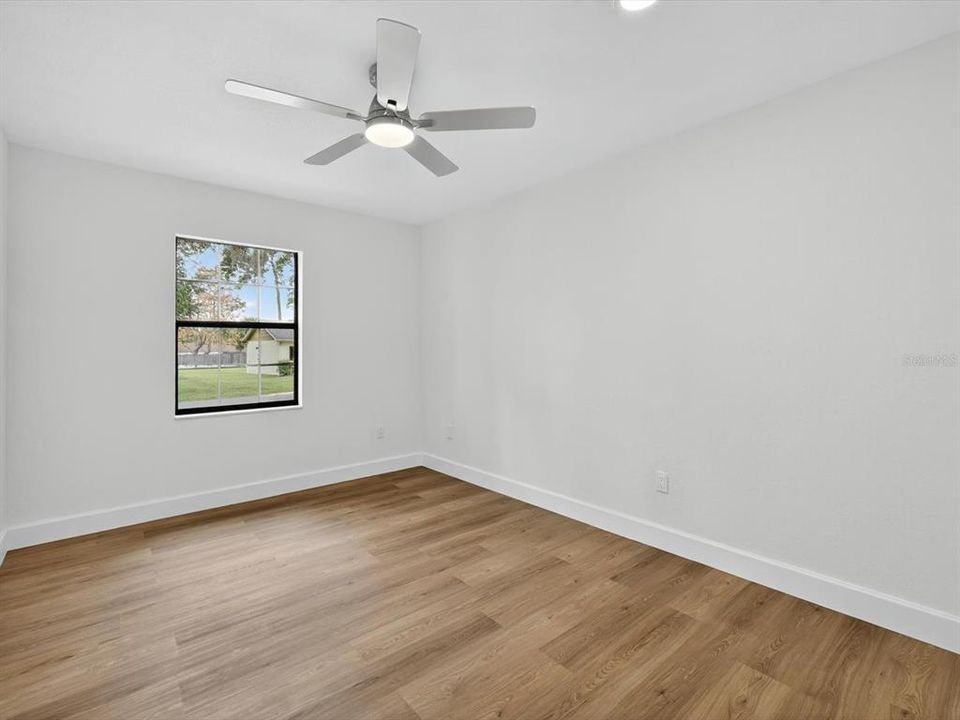 Activo con contrato: $428,000 (3 camas, 2 baños, 1529 Pies cuadrados)