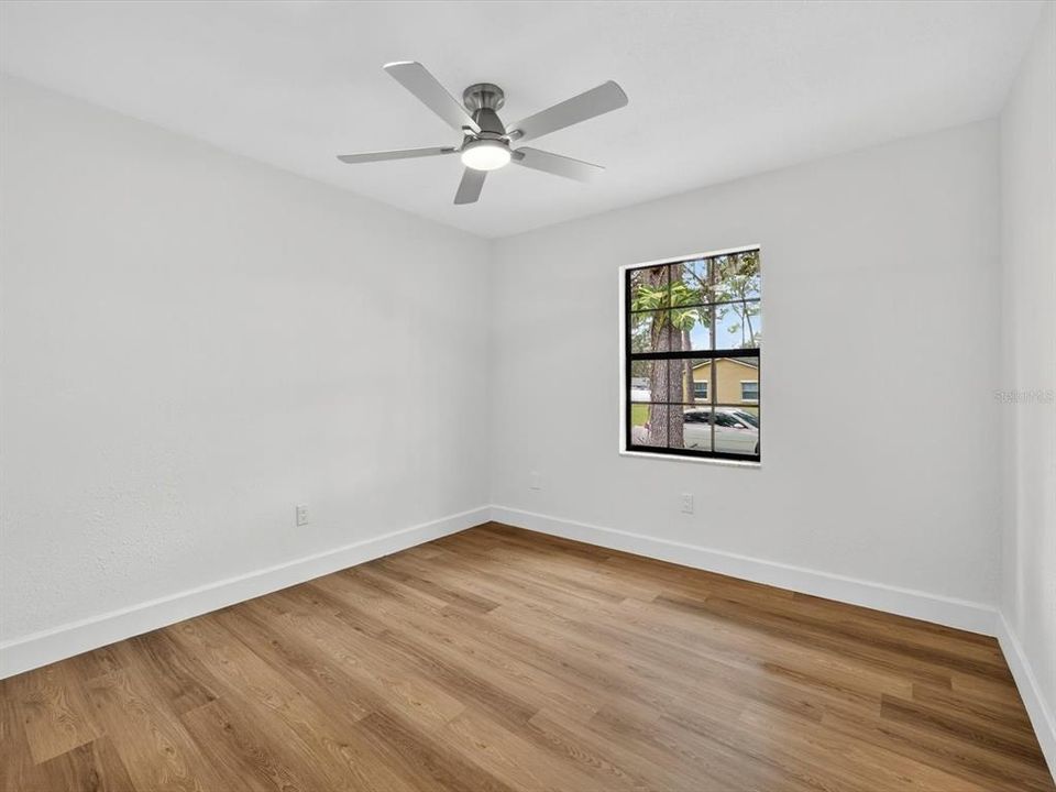 Activo con contrato: $428,000 (3 camas, 2 baños, 1529 Pies cuadrados)