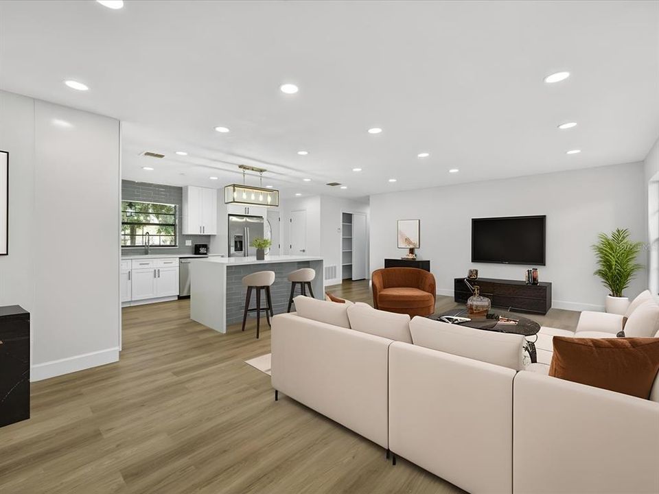 Activo con contrato: $428,000 (3 camas, 2 baños, 1529 Pies cuadrados)