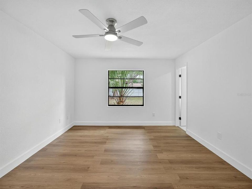 Activo con contrato: $428,000 (3 camas, 2 baños, 1529 Pies cuadrados)