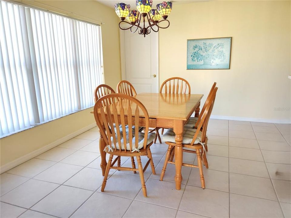 For Rent: $2,600 (3 beds, 2 baths, 1777 Square Feet)