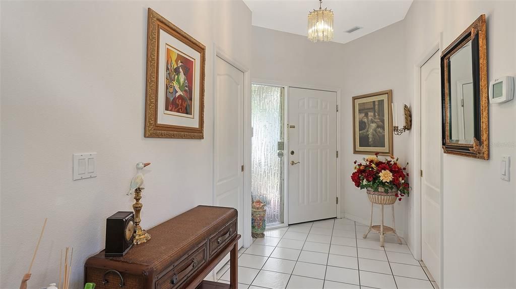 Под контрактом: $459,000 (3 спален, 2 ванн, 1951 Квадратных фут)